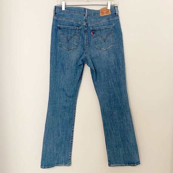 Levi’s Classic Bootcut Denim Jeans - Size 8 - Picture 3 of 8